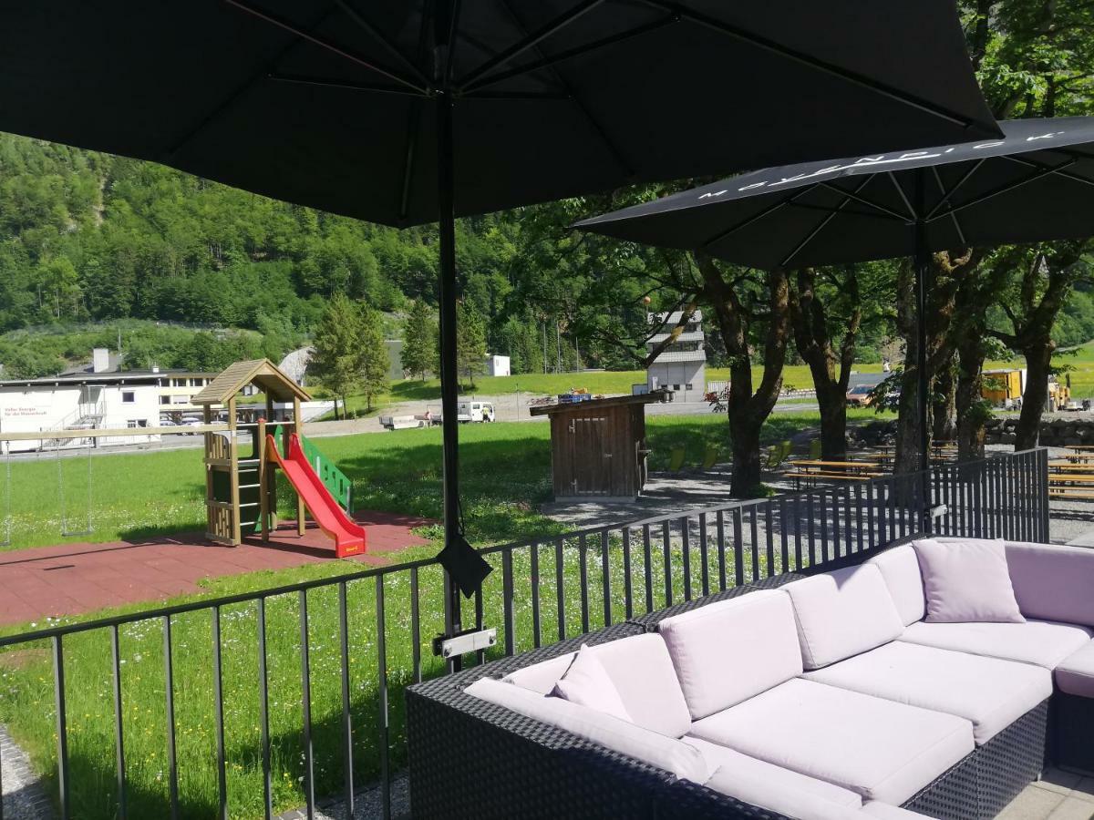 Hotel Toedi Linthal Екстериор снимка